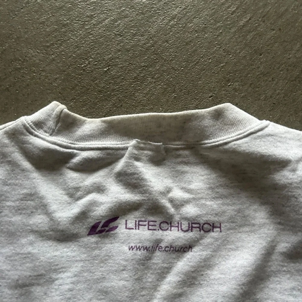 Vintage Champion Love Over Fear Sweatshirt Size‎ XL Gray Crewneck Life Church